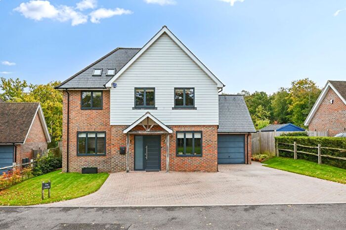 4 Bedroom Detached House For Sale In Clackhams Lane, Crowborough, TN6