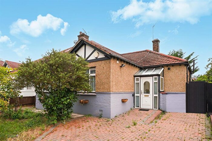 3 Bedroom Semi-Detached Bungalow For Sale In Tudor Close, Kingsbury, NW9