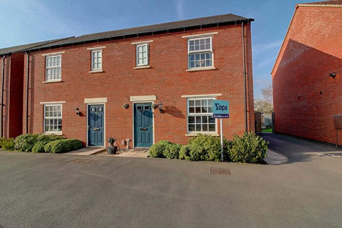 3 Bedroom Semi Detached House For Sale In Russett Avenue, Nuneaton, CV11