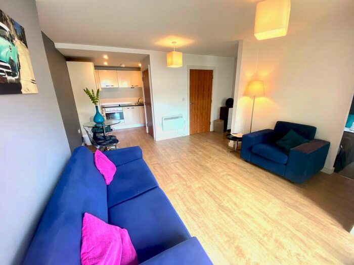 Apartment To Rent In Skyline St Peters Square City Centre, LS9