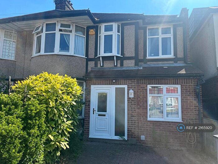 6 Bedroom Semi-Detached House To Rent In Grenville Gardens, Woodford, IG8