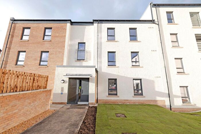 2 Bedroom Apartment For Sale In Flat, Canal Quarter, Winchburgh, EH52