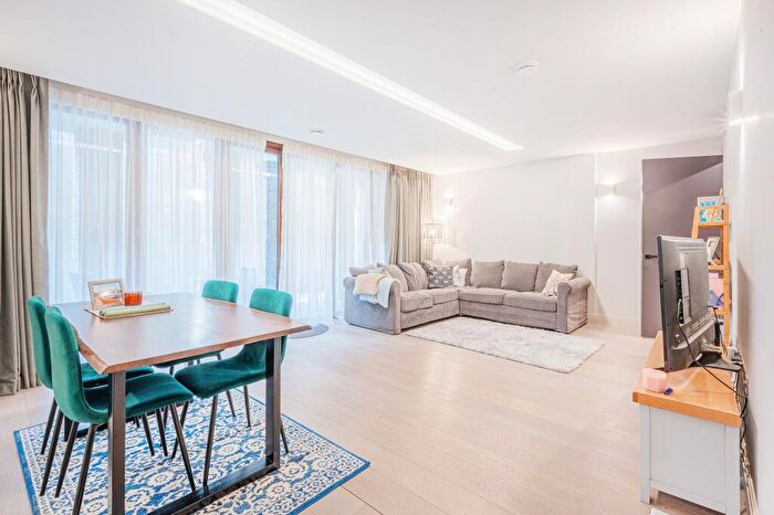 3 Bedroom Apartment To Rent In Steeple House, Independents Road, London, SE3