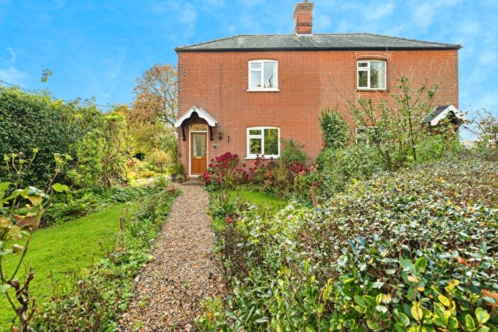 3 Bedroom Semi-Detached House For Sale In Upper Street, Horning, Norwich, Norfolk, NR12