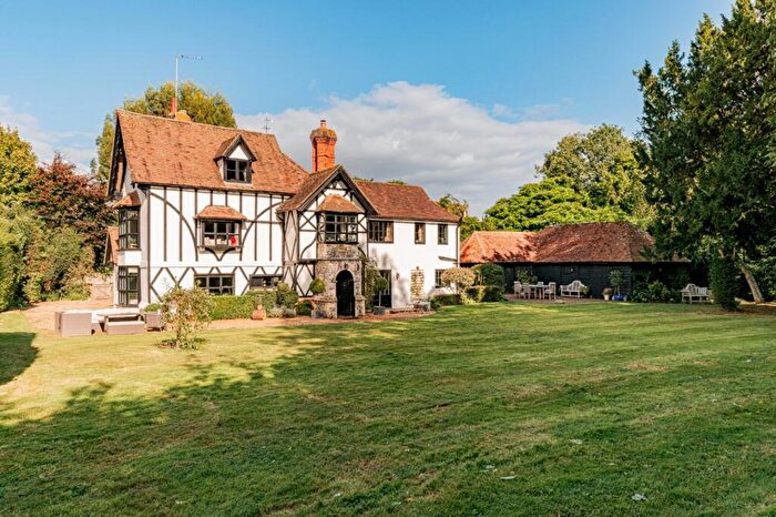 5 Bedroom Detached House For Sale In The Street, Patrixbourne, Canterbury, Kent, CT4
