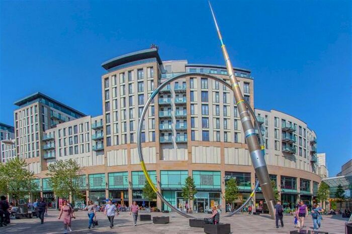 2 Bedroom Apartment To Rent In The Hayes, Cardiff, CF10