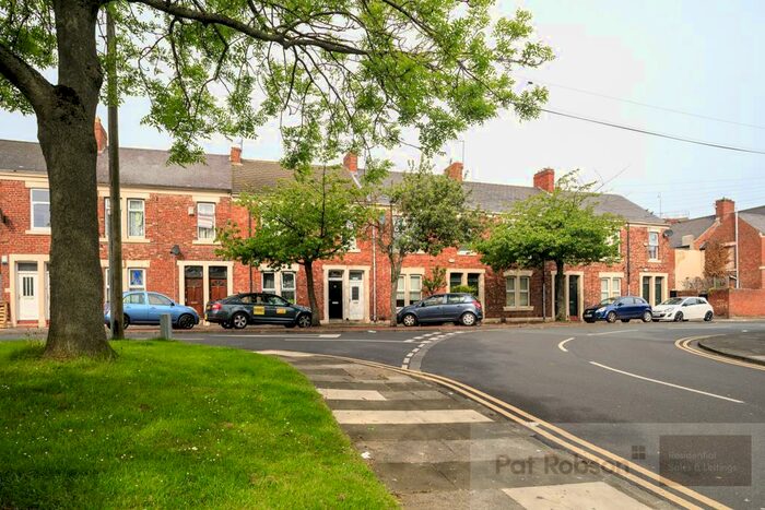 3 Bedroom Flat To Rent In Prospect Place, Fenham, NE4