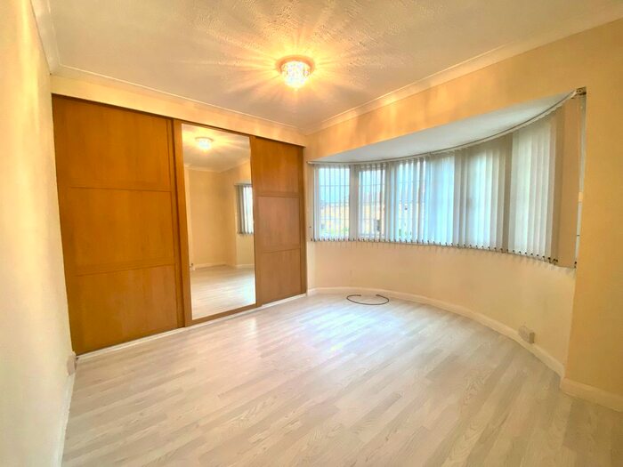 2 Bedroom Property To Rent In Bucklands End Lane, Hodge Hill, Birmingham, B34