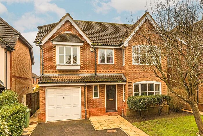 6 Bedroom Detached House To Rent In Maitland Close, Walton-On-Thames, KT12