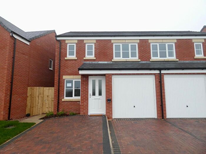 3 Bedroom Semi Detached House To Rent In Edderside Drive, Carlisle, CA3