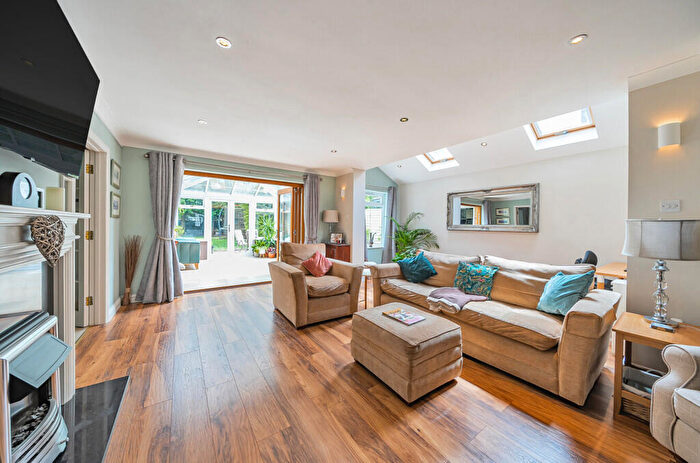 4 Bedroom Detached House For Sale In Grove Road, Church Crookham, Fleet, GU52