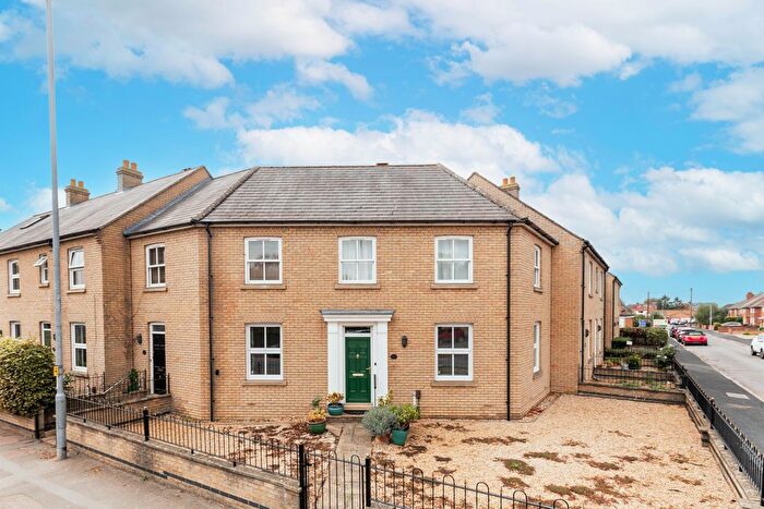 1 Bedroom Maisonette For Sale In Cherry Hinton, Cambridge, CB1