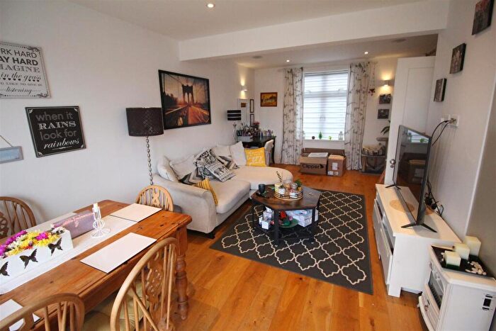 4 Bedroom Terraced House To Rent In Gaskarth Road, Edgware, Middlesex, HA8