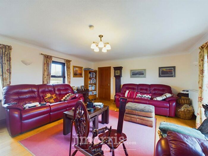 3 Bedroom Cottage For Sale In Blaenffoss, Boncath, SA37