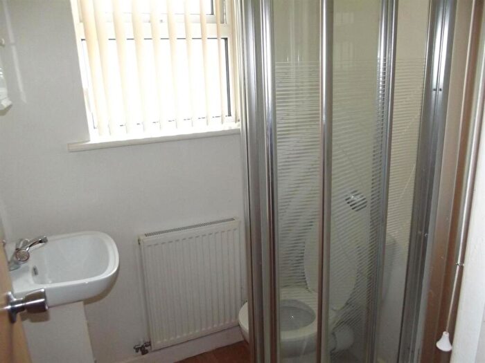 1 Bedroom Flat To Rent In Birchfields Road, Manchester, M13