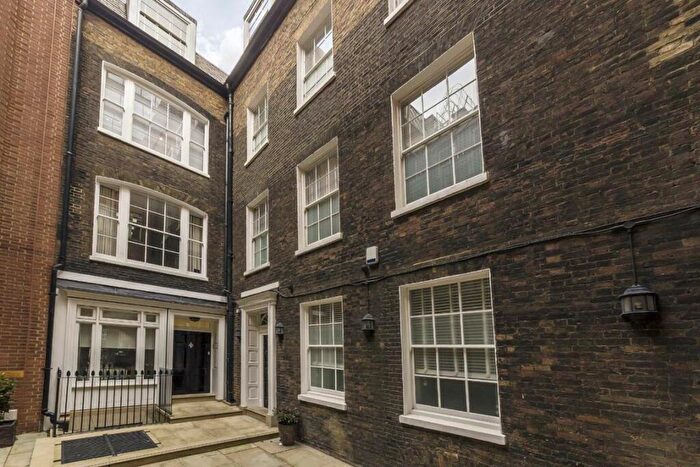 2 Bedroom House To Rent In Laurence Pountney Lane, Monument, EC4R