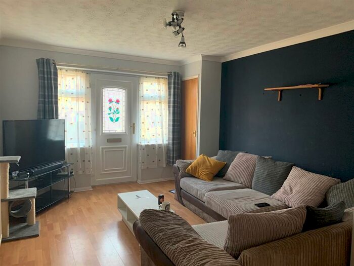 2 Bedroom House To Rent In Dagless Way, March, PE15