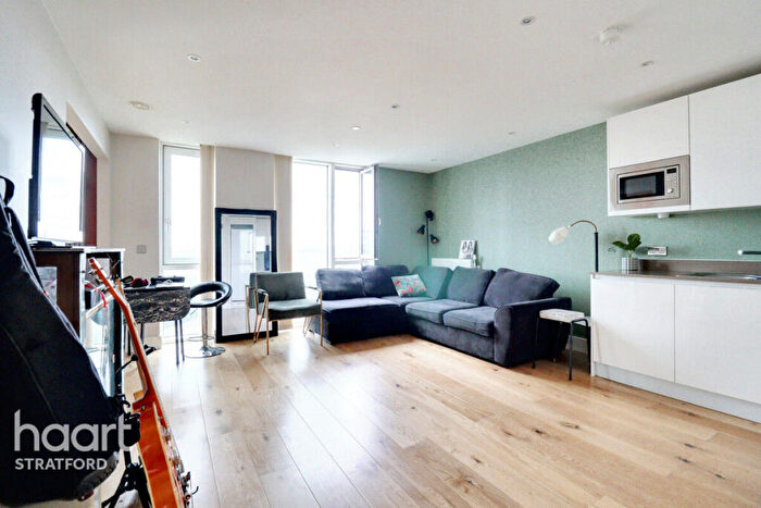 1 Bedroom Apartment For Sale In High Street, Stratford, E15
