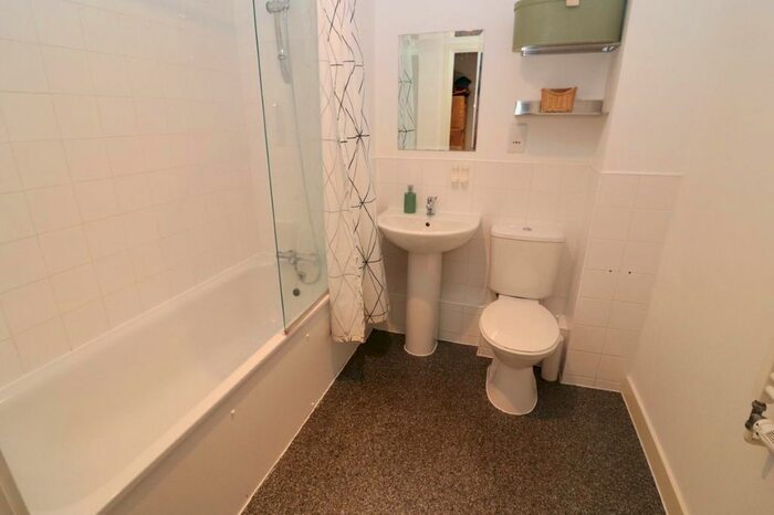 1 Bedroom Flat To Rent In Royal Carriage Mews, London, SE18