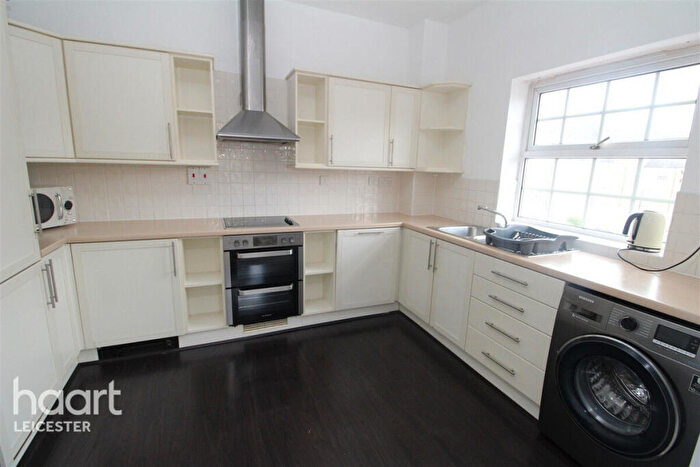 2 Bedroom Apartment To Rent In Stelle Way, Leicester, LE3