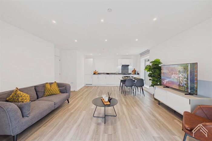 2 Bedroom Apartment To Rent In Pemberton House, Sherborne Place, B16