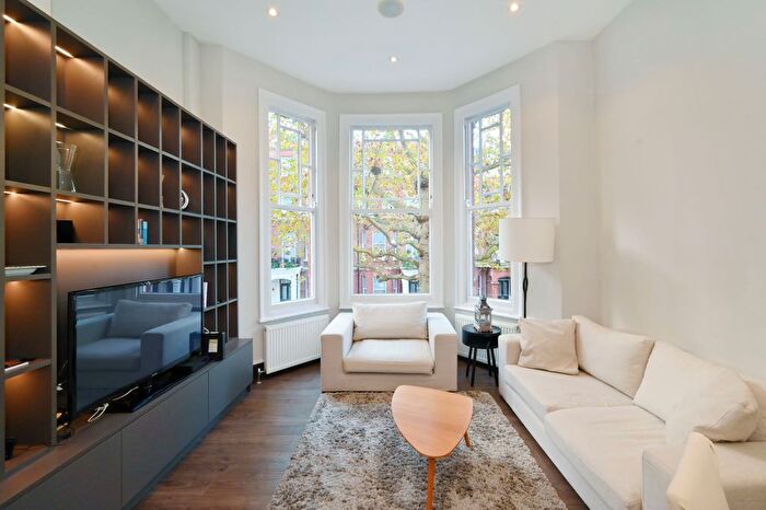 2 Bedroom Flat To Rent In Philbeach Gardens, SW5