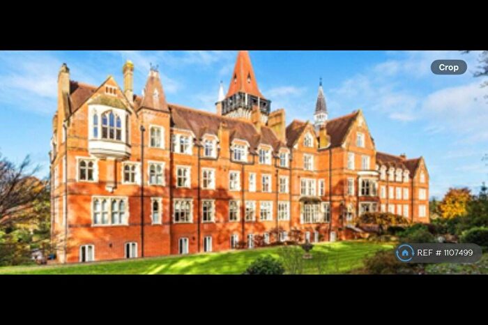 4 Bedroom Flat To Rent In St Michaels, Oxted, RH8