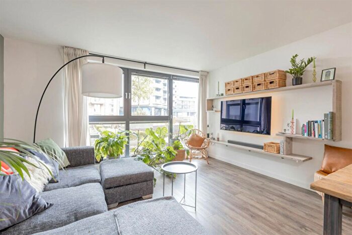 1 Bedroom Flat For Sale In Lower Gilmore Bank, Fountainbridge, Edinburgh, EH3