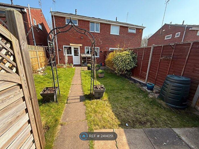 3 Bedroom Semi-Detached House To Rent In Sturminster Close, Coventry, CV2