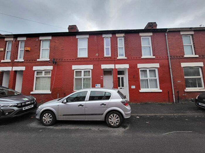 3 Bedroom Terraced House To Rent In Fleeson Street, Risholme, Manchester., M14