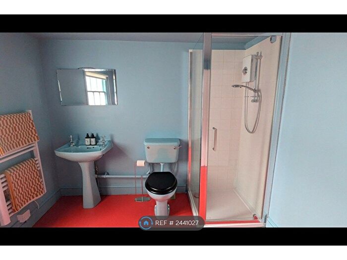 1 Bedroom Flat To Rent In Union Crescent, Margate, CT9