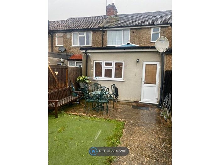 1 Bedroom Maisonette To Rent In Eastcote Lane, Harrow, HA2