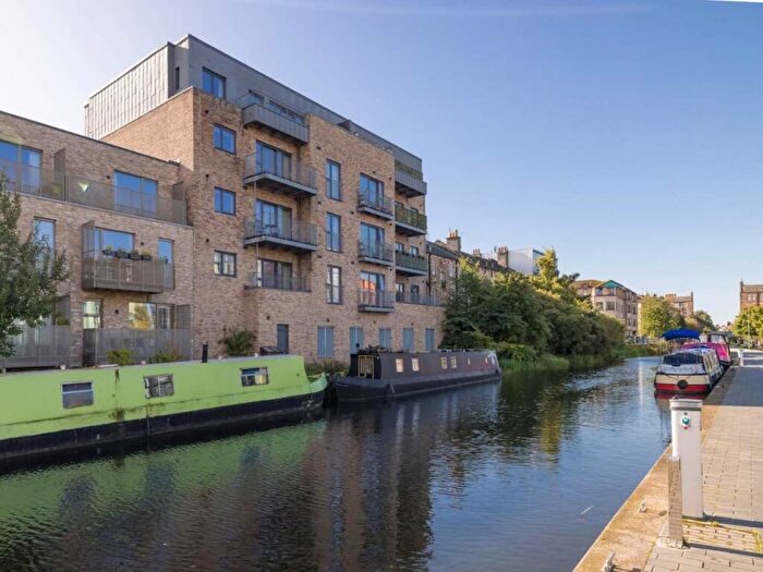 2 Bedroom Flat To Rent In Horne Terrace, Polwarth, Edinburgh, EH11