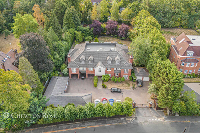 2 Bedroom Apartment For Sale In Lady Margaret Road, Sunningdale, SL5