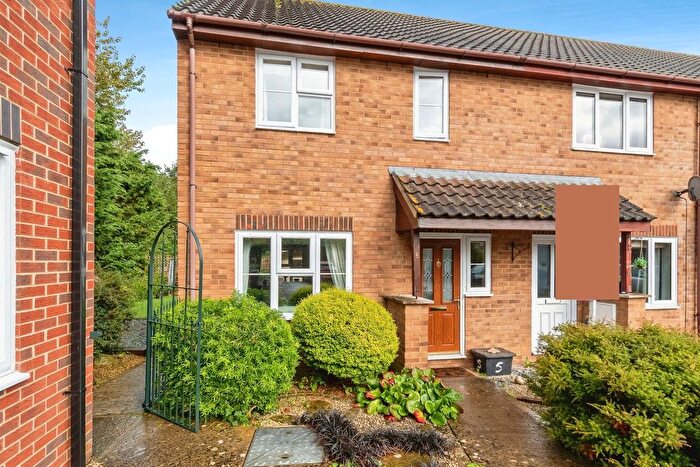 3 Bedroom End Of Terrace House For Sale In The Orchard, Semington, Trowbridge, BA14