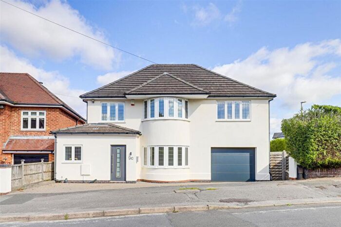 5 Bedroom Detached House For Sale In Littlegreen Road, Woodthorpe, NG5