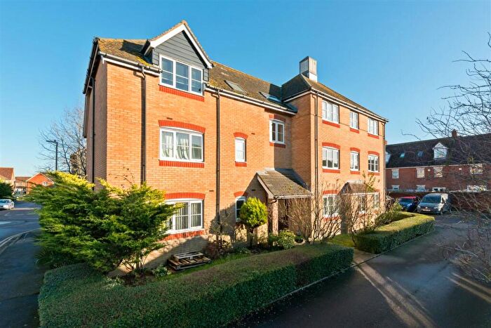 1 Bedroom Apartment For Sale In Blackthorn Road, Hersden, CT3