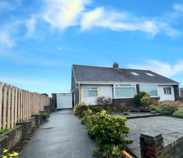 2 Bedroom Bungalow For Sale In St. Ronans Drive, Seaton Sluice, NE26