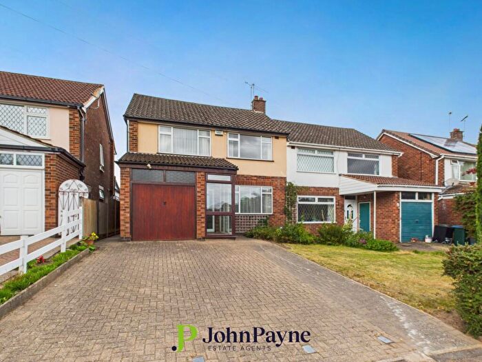 4 Bedroom Semi-Detached House For Sale In Mount Nod Way, Mount Nod, Coventry, CV5
