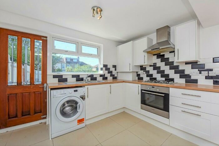 3 Bedroom Terraced House To Rent In Killearn Road, London, SE6