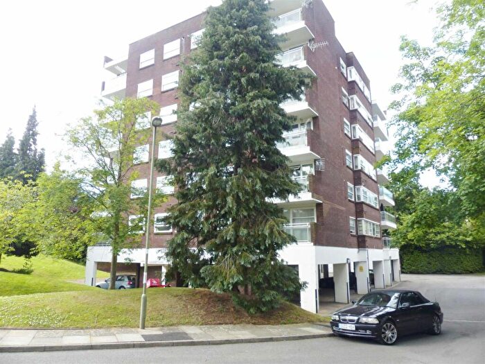 1 Bedroom Apartment For Sale In Holders Hill Road, Hendon, London, NW4