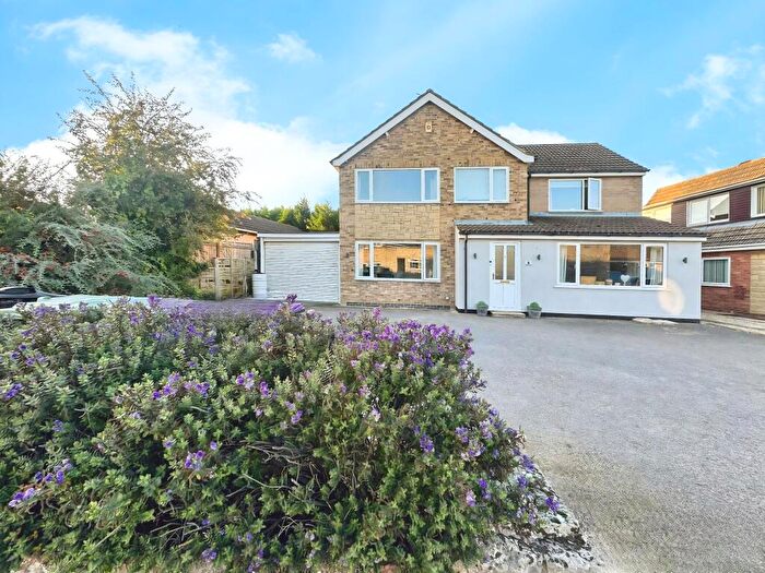 4 Bedroom Detached House For Sale In New Row, Deeping St James, PE6