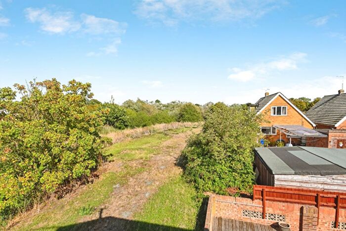 3 Bedroom Detached House For Sale In Golf Green Road, Jaywick, Clacton-On-Sea, Essex, CO15