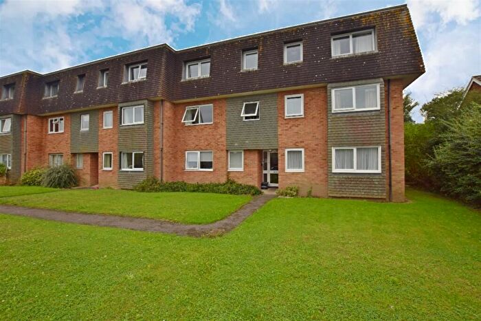 2 Bedroom Apartment To Rent In Elm Grove South, Barnham, Bognor Regis, PO22