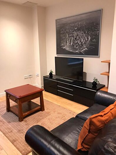 2 Bedroom Flat To Rent In Fox Street, Glasgow, G1