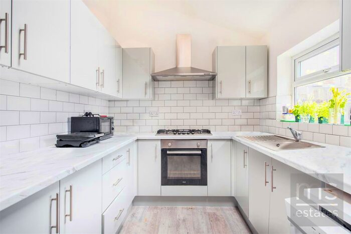 7 Bedroom Terraced House To Rent In Kimbolton Avenue, Lenton, Nottingham, NG7