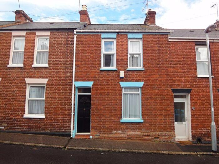 3 Bedroom Terraced House To Rent In Hoopern Street, Exeter, EX4