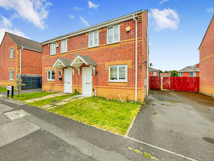 3 Bedroom Semi Detached House For Sale In Primo Place, Gipton, Leeds, LS8
