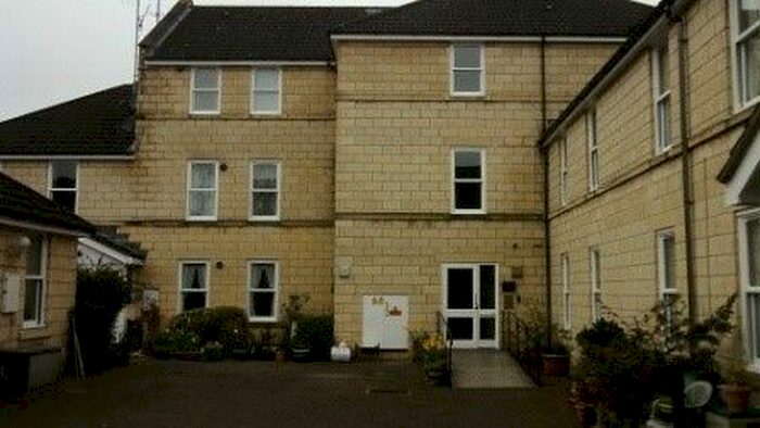 2 Bedroom Flat To Rent In Stuart Place, Bath, BA2