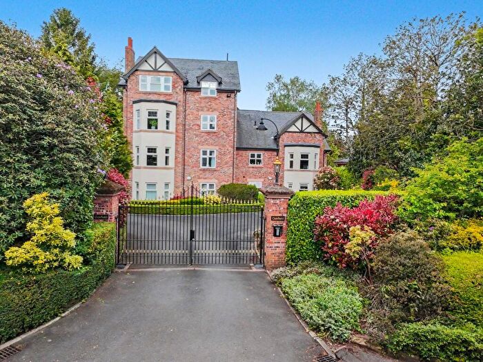2 Bedroom Flat To Rent In Davey Lane, Alderley Edge, SK9